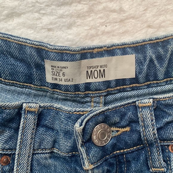 TOPSHOP high waisted distressed denim shorts - Picture 3 of 3